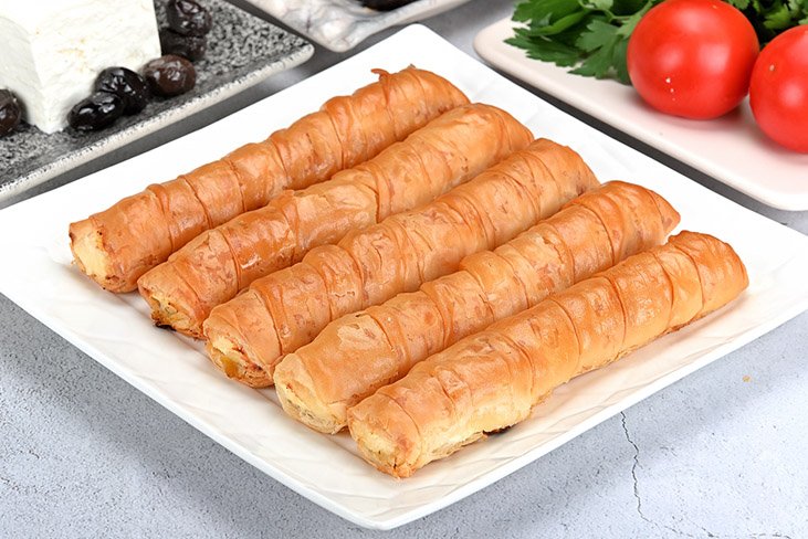 peynirli-rulo-borek-01